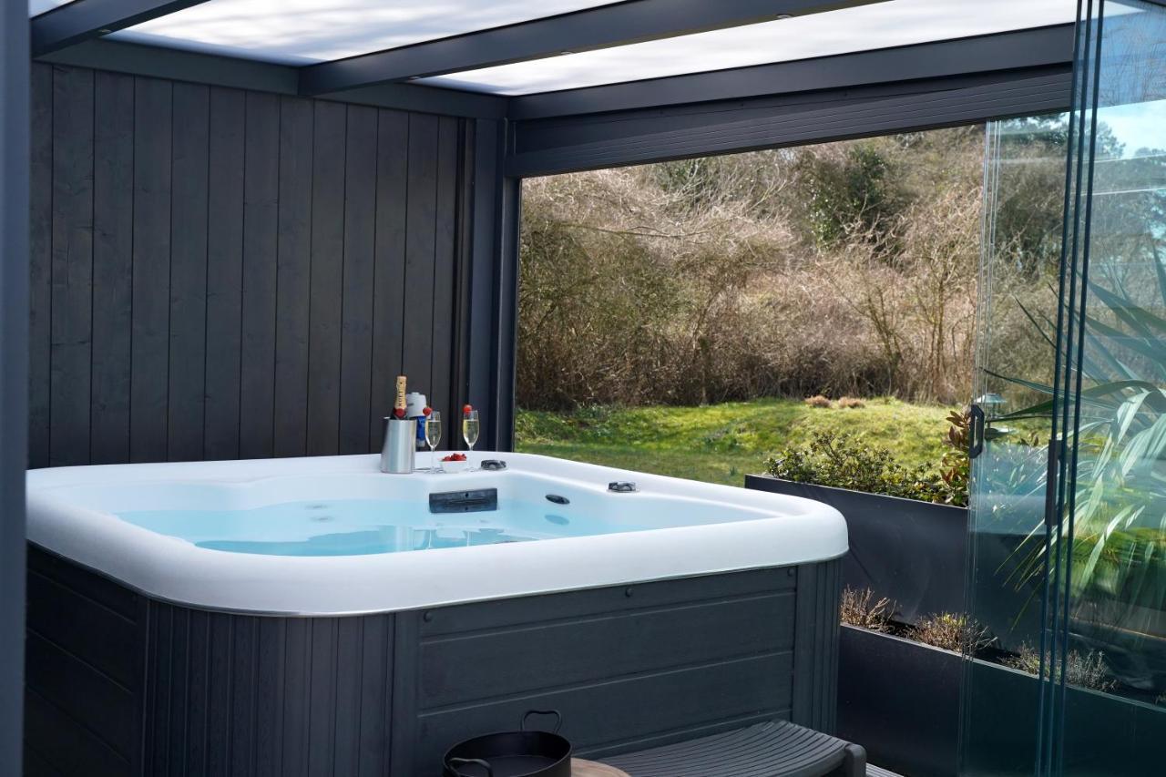 B&B Het Duinhuisje Met Jacuzzi, Gratis Parkeren, 2 Fietsen Te Leen, Airco Zandvoort Exterior photo
